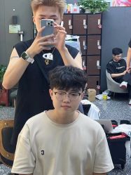 -藤野造型专业烫染接发