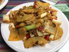 -88号小吃店·经典云南菜·地道纳西美食