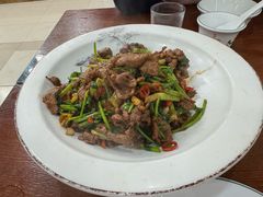 -湖南人家湘菜馆(镇江路店)