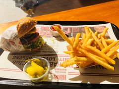 -The Habit Burger Grill 哈比特汉堡(复兴soho店)