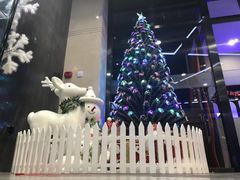 【梧桐阳光游泳健身】“圣诞元旦•跨年庆典”特定于12月23日（周六）举行盛大跨年庆典活动，届时前60名老会员续费、新会员入会将享受史无前例的最低折扣并可参与“双旦双奖”的砸金蛋游戏环节。辞旧迎新、惊喜-梧桐阳光国际游泳健身会所(亚运村店)