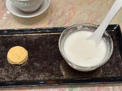 燕液杏仁蛋白茶-8餐厅(新葡京酒店)