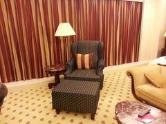 android_upload_pic-深圳富苑皇冠假日套房酒店