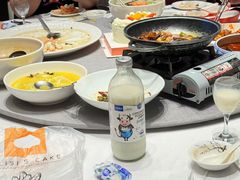 -泓历皇朝酒店(东亭店)