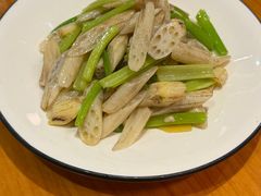 -莲餐厅·湖北菜·潜江小龙虾店(愚园路店)