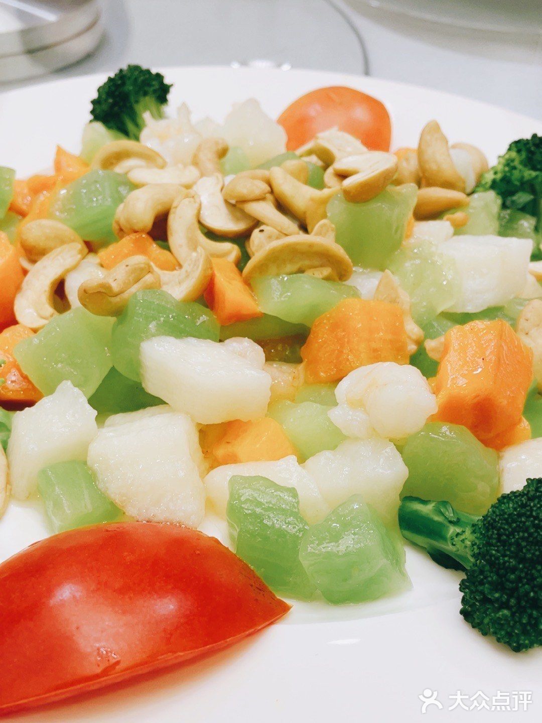 苍蝇馆子夜宵也在水平线上