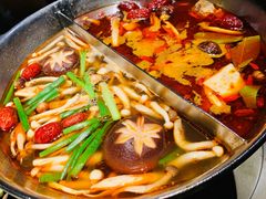 -湊湊火锅·茶憩(新中关购物中心店)