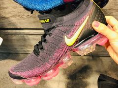 -NIKE(Osaka)