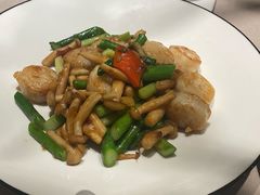 烧汁白玉菇炒带子-尚一汤·粤菜海鲜(环球港店)