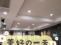 大堂-星巴克臻选(广州沙面店)