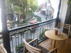 -猫的天空之城概念书店(杭州南宋御街店)