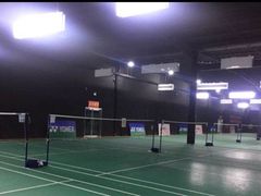 -尤尼克斯羽毛球主题馆