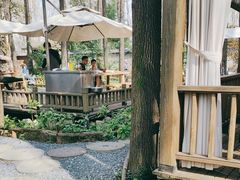 -林间山庄