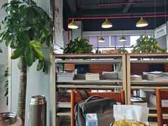 -上海市虹口区图书馆(曲阳分馆)