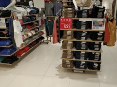 -优衣库(上海金桥国际商业广场店)