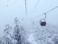 -西岭雪山大飞水景区