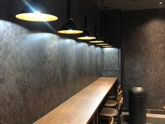 -瑞幸咖啡(岳家嘴地铁站店)