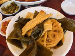 -张卤堂·砂锅卤肘子(南头店)