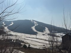 -中旅松花湖滑雪场