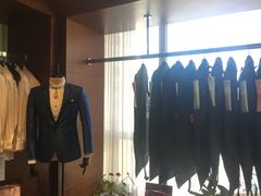 -宇翔服饰(双井桥东首城国际店)