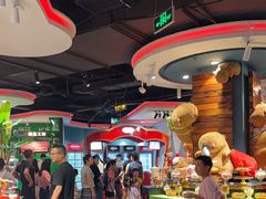 -四海一家自助餐(益田假日广场店)