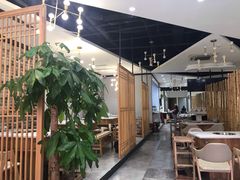 大堂-屋头串串(新街里店)