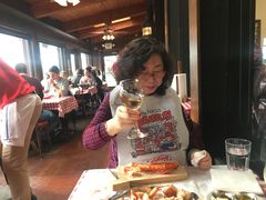-The Crab Pot Seattle