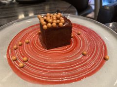 -LES ELITES 英集荟(南京西路店)