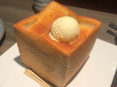 -童年小筑餐厅(申花路店)
