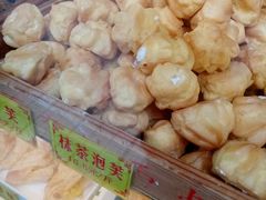 抹茶泡芙-百香林西点(汉渝路店)