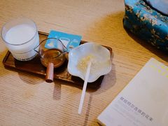 -默迹咖啡馆