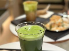 -luutosa  cafe & tea 鹿兔山
