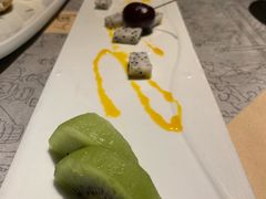 -穹六人间 people 6(岳阳路店)