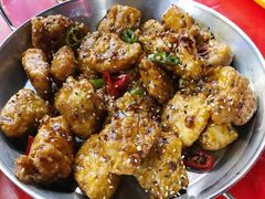 -BHC炸鸡(明洞总店)