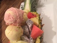 菠萝新天地-青年公社烤鸭(青年路店)
