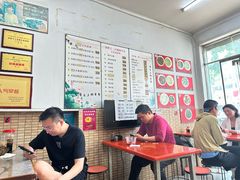 -三百碗宝应长鱼面(板仓街店)