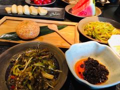 -湊湊火锅·茶憩(新中关购物中心店)