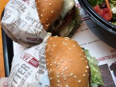 -The Habit Burger Grill 哈比特汉堡(复兴soho店)