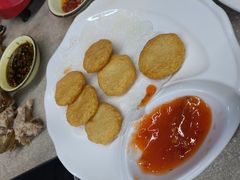 香煎墨鱼饼-墨脱石锅椰子鸡•香草鸭•东山羊(大东海店)