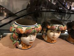 -文艺复兴百货(米兰大教堂广场店)