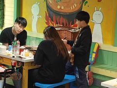 -钢管厂五区小郡肝串串香火锅(梅川路店)
