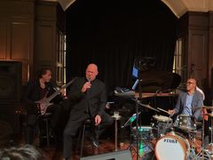 -LONG BAR 廊吧(外滩华尔道夫酒店)