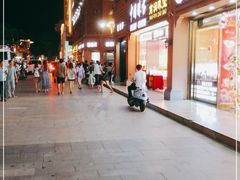 -解放路步行街                