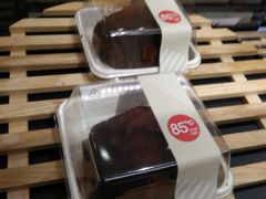-85度C(生甜甜圈研究工坊·上海松江人民北路店)