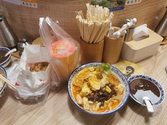 -亚皆老街南宁老友粉·米粉(印象城店)