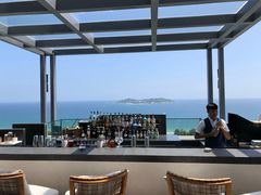 -瑰丽酒店·海吧·天际下午茶·现场DJ·天台酒吧
