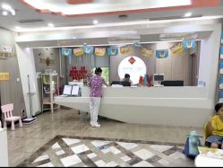 -睿宝儿科·眼科·口腔(静安大悦城门诊部)