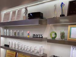 -三只熊皮肤管理中心旗舰店