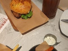 -必胜客(远大路店)