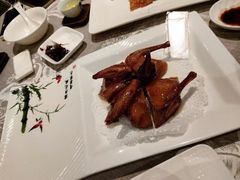 秘制红烧乳鸽-香云轩·顺德菜(香云纱园林酒店店)
